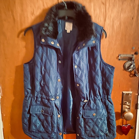 🎖HP🎖Quilted Navy Vest - Picture 10 of 10